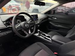 نيسان ألتيما